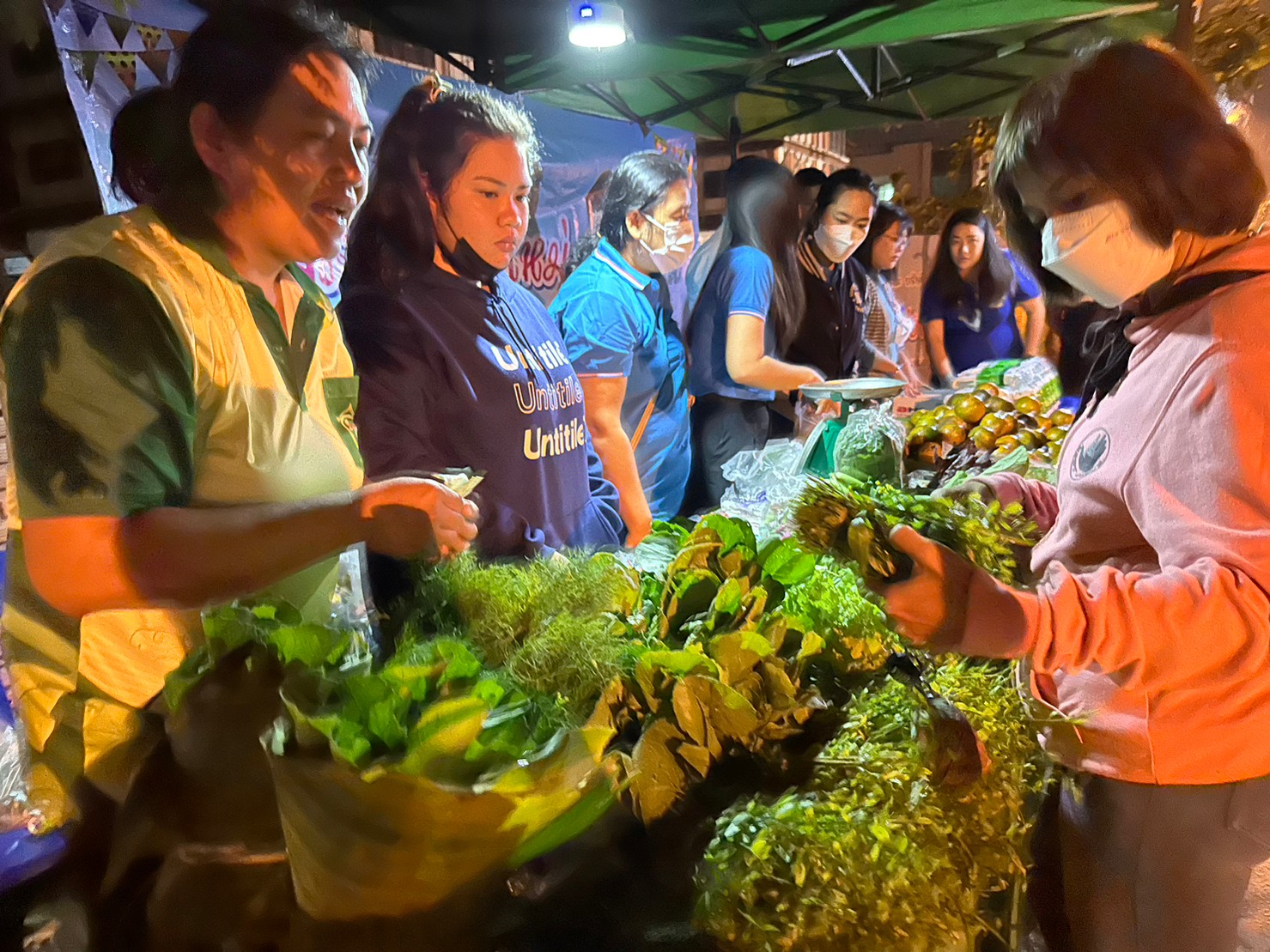title - ส.ป.ก.สุโขทัย ร่วมใจส่งสุขปีใหม่ มอบให้ประชาชน